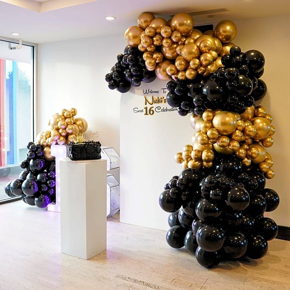 Sweet 16 balloon setup